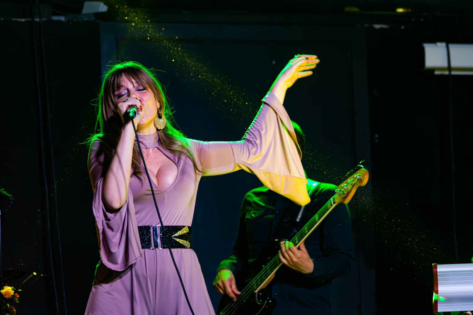 Eva Ryjlen en el Tyce - cierre del concierto en Guadalajara - Alviru Fotografía