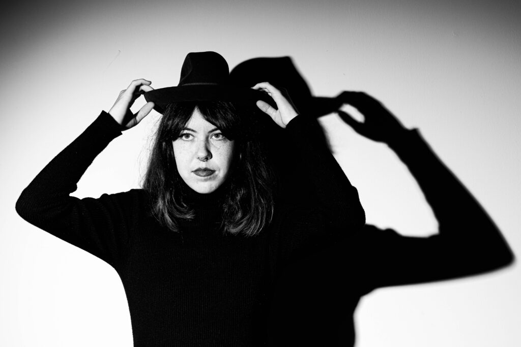 Robin estudio sombrero