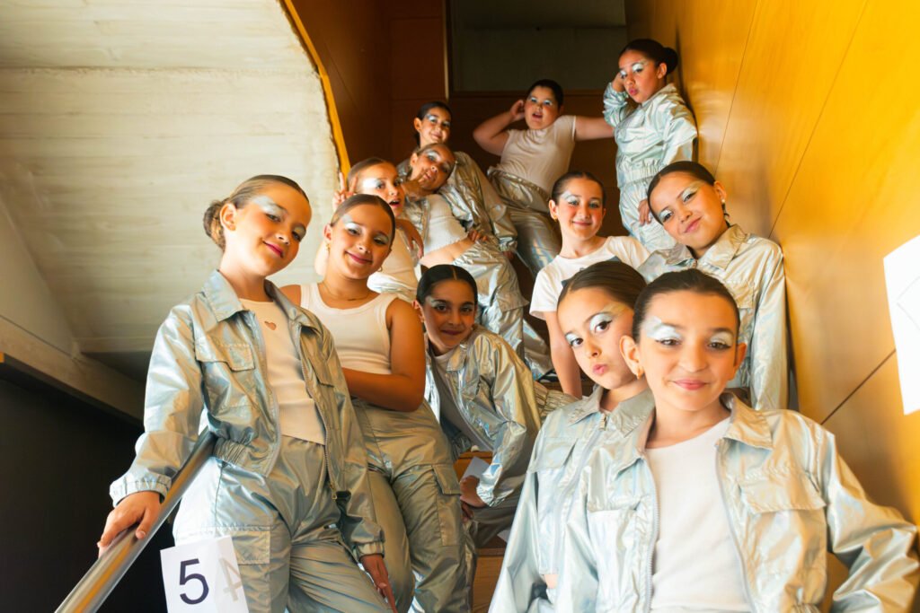 Bailando a la vida - danza urbana y expresión corporal - certamen de Guadalajara
