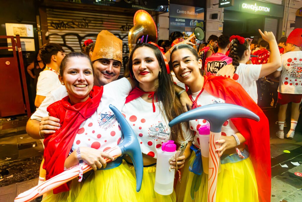 Fiestas de Guadalajara 2026 - ambiente multitudinario - Alviru Fotografía