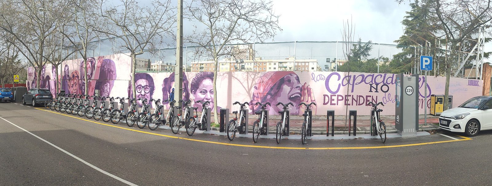 Mural La unión hace la fuerza (Barrio de la Concepción)